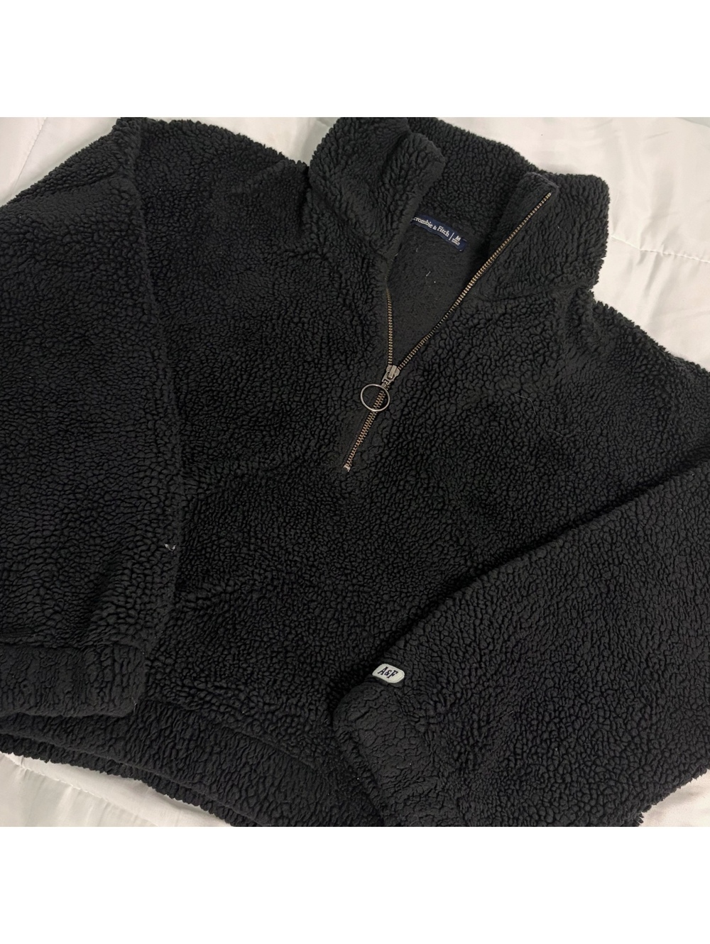 abercrombie & fitch quarter zip black fuzzy sherpa sweater medium fall autumn